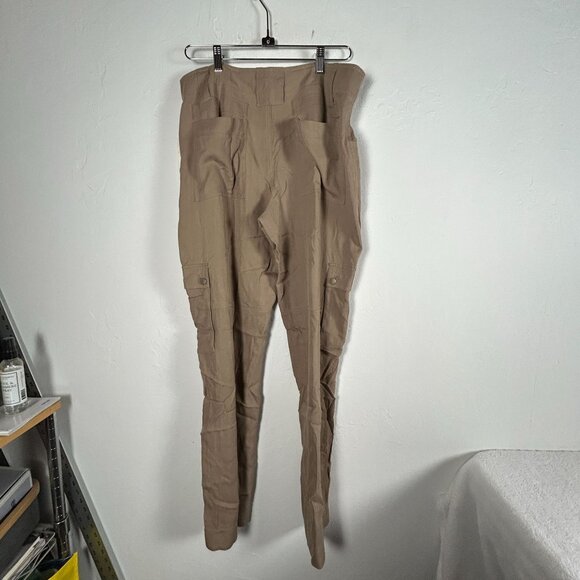 Cabi Womens 100% Silk Straight-Leg Cargo Pants Size 12 Toasted Almond #519 New - Picture 2 of 9